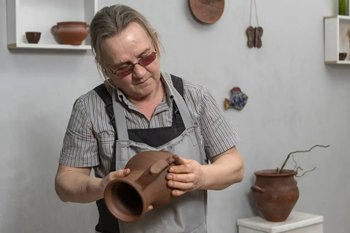 Вакиль Хамидуллин: «Татарская керамика должна рождаться на своей земле — от материала и до исполнения»