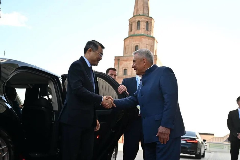 Минниханов предложил премьер-министру Вьетнама провести в РТ заседание межправительственной комиссии