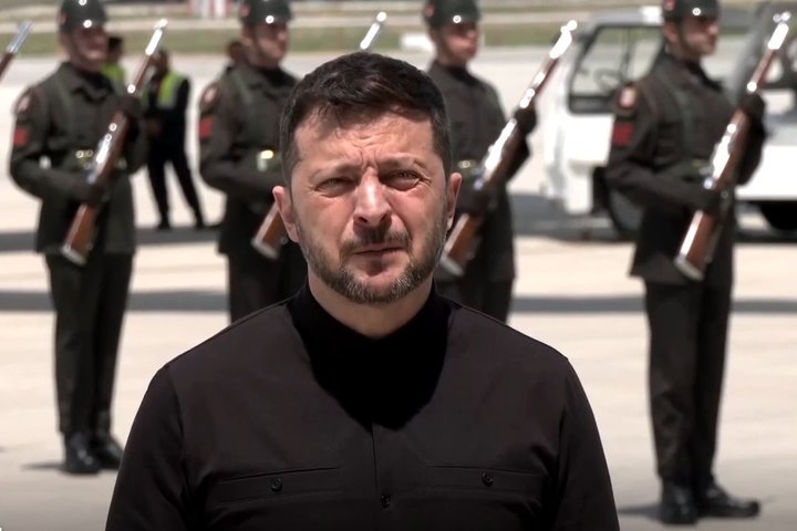 Зеленский призвал Путина наделить российскую делегацию «реальными полномочиями» на переговорах