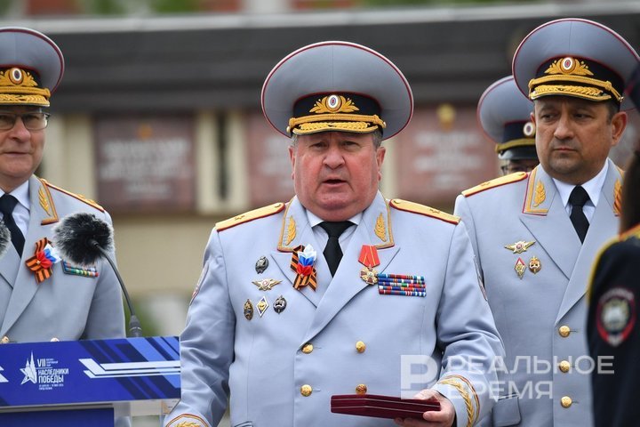 Начальнику казанского юринститута МВД вручили орден Александра Невского