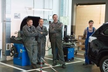 Рабочие специальности возглавили рейтинг высоких зарплат в Татарстане