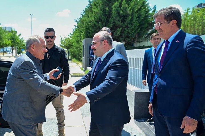 Рустам Минниханов проводит рабочие встречи в Анкаре