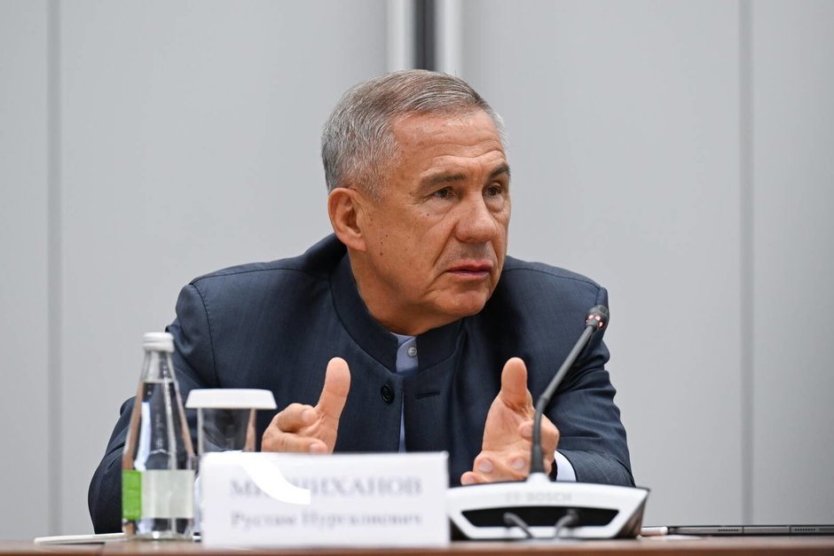 Минниханов обсудил с Фальковым способы удержать студенческие стартапы в России