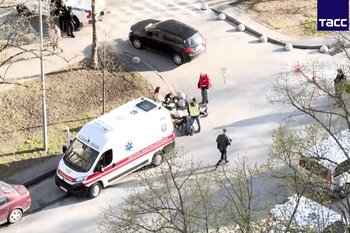 В Киеве мужчина открыл стрельбу и взял заложников — его ликвидировали