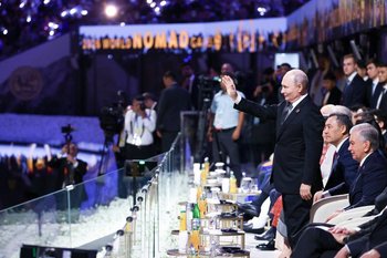 В Киргизии открыли Всемирные игры кочевников — на церемонии присутствовал Путин