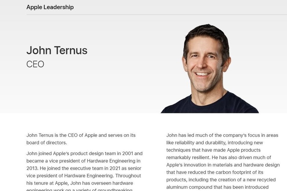Тим Кук покинул пост CEO Apple после 15 лет руководства
