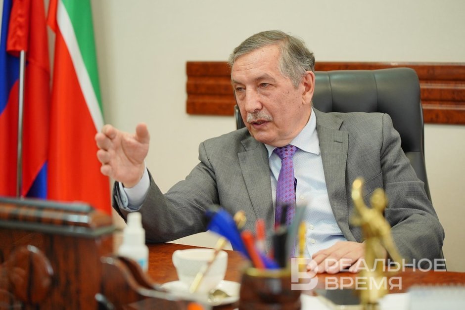 «Даже взятку пытались подкинуть»: какие тайны Фемиды раскрыл экс-глава двух судов Казани Ринат Сафин