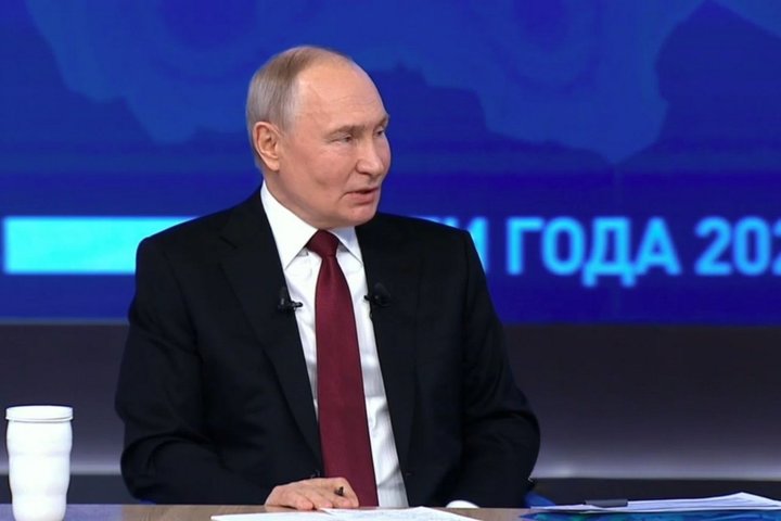 Путин объявил о намерении переместить крупные компании в регионы