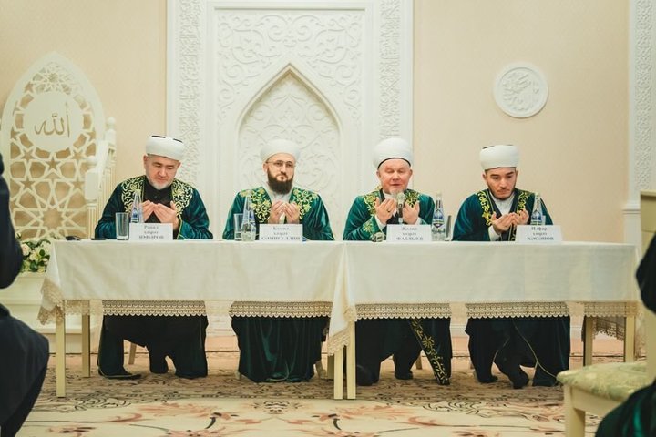 Пленум ДУМ Татарстана утвердил кандидатов на выборы муфтия и главного казыя