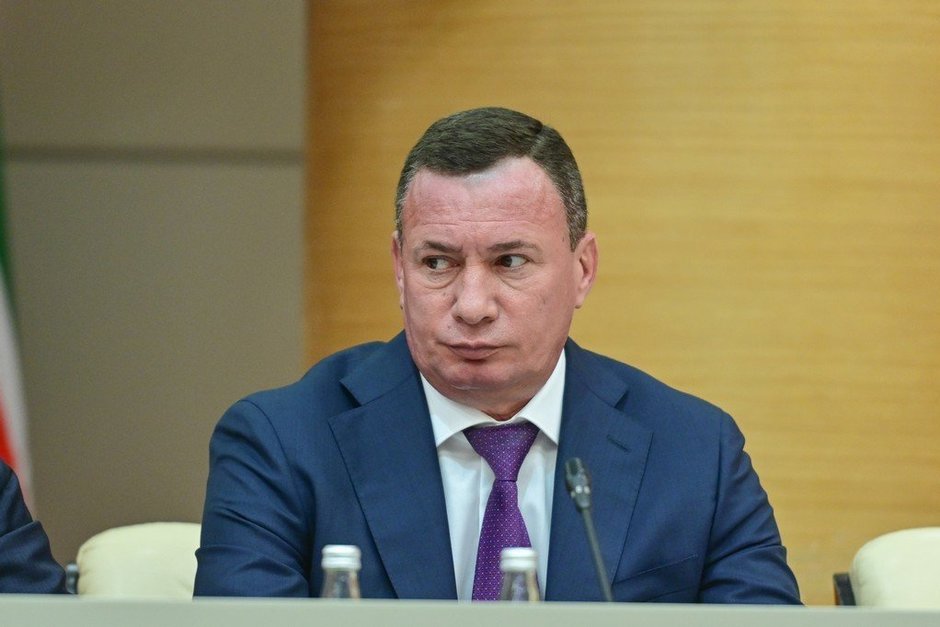 Прокуратура требует уволить начальника «Главтатдортранса» по утрате доверия