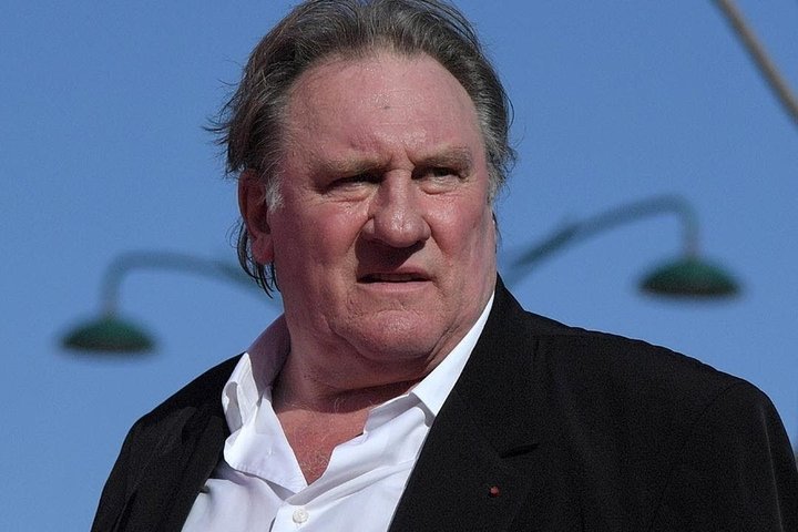 Парижский суд приговорил Депардье к 18 месяцам условно