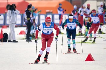 В окружении Большунова не смогли ответить, продолжит ли карьеру лыжник
