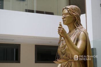 Генерал Попов, который ранее был обвинен в мошенничестве, переведен под домашний арест