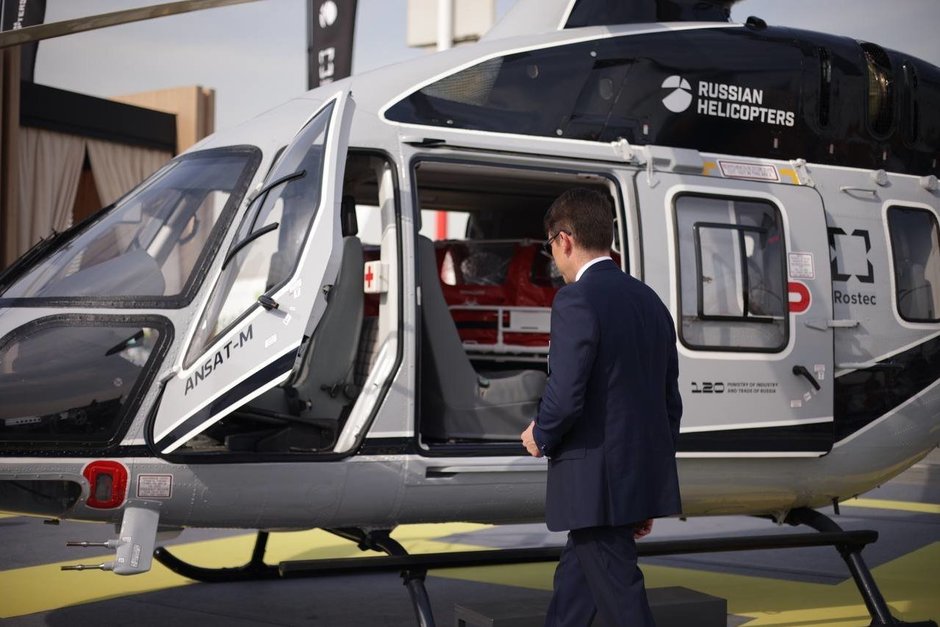 Генконсул России в Дубае осмотрел импортозамещенный «Ансат»