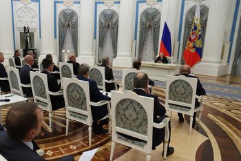 По возвращении с Аляски Путин провел совещание по итогам российско-американских переговоров