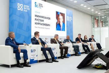 «Нам нужно «налетывать» часы. И не только в небе — везде»
