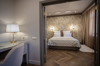 Путешественники в Казани чаще выбирают 4-звездочные отели на 8 ночей