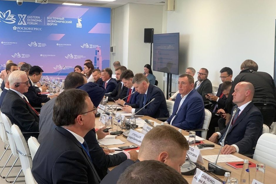 Татарстан обсудил национальную модель улучшения инвестклимата на ВЭФ