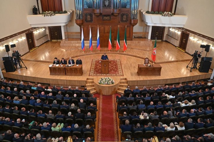 О чем говорил Минниханов: ключевые тезисы послания раиса Татарстана в программе «7 дней»