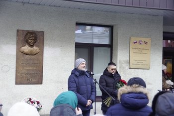 День артиста в Казани: «Омут» для пенсионеров и мемориальная доска «маме театра»