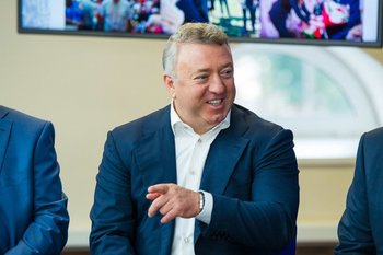 Семья основателя «Нэфиса» построит мини-город в Сокурах?