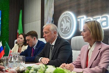 «Нам интересен опыт Татарстана»: Минниханов обсудил перспективы сотрудничества с губернатором Томской области