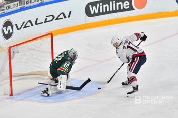 «Нефтехимик» усилил атаку молодым форвардом Матвеем Надворным