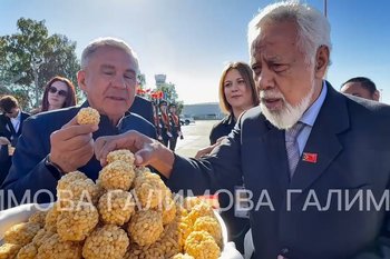 «Я останусь в Казани»: премьер Восточного Тимора пошутил, попробовав чак-чак