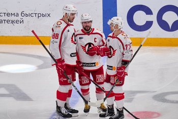 Капитан «Автомобилиста» Голышев временно отстранен от хоккея