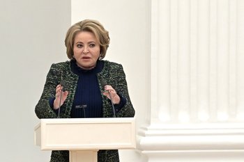 Матвиенко считает, что неработающие граждане должны делать взносы в ФОМС