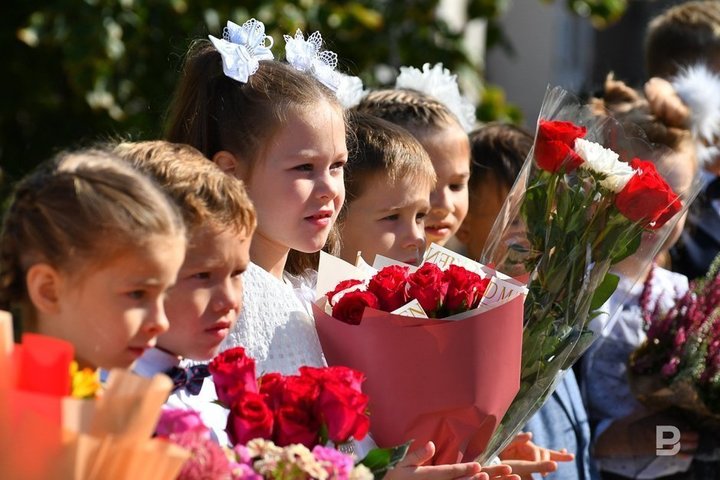 Волынец предложила выплачивать всем родителям школьников по 20 тысяч рублей