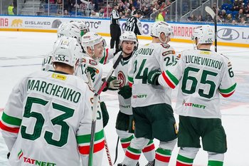 Барабанов вышел из спячки, Гатиятулин подловил Галлана, а Арефьев — вне игры