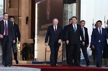 Путин поздравил Жапарова с днем рождения и обсудил итоги визита в Киргизию