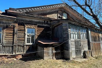 Началась реставрация здания конторы фабрики братьев Комаровых в Кукморе