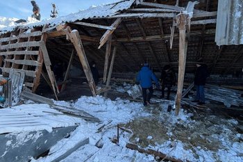 В доме на Беломорской, 71а в Казани обрушилась крыша над двумя подъездами