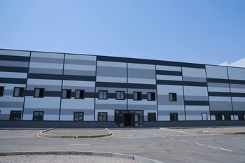 Рустам Минниханов посетил индустриальный парк в Навои