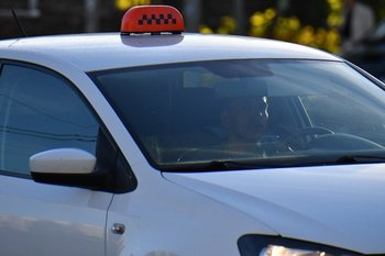 Wildberries хочет запустить свой сервис такси в России