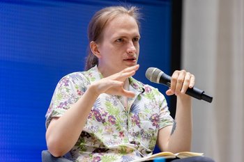 «Многое в современной литературе похоже на блевоту»