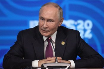 Путин провел совещание с Совбезом России по мерам безопасности к 80-летию Победы