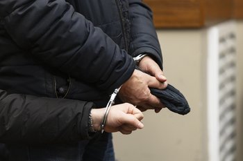 Сотрудника дочерней компании «Алабуги» задержали