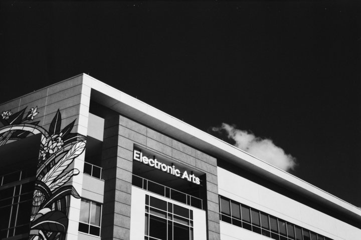 Electronic Arts готовится к продаже инвесторам за $50 млрд