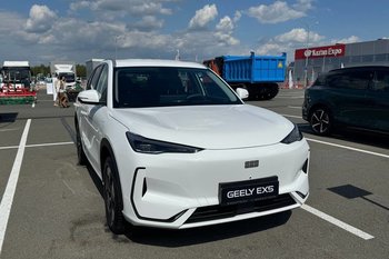 Чжоу: китайские электромобили могут занять значительную долю российского рынка