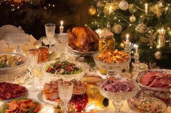 Большинство россиян считают подготовку новогоднего стола самой сложной задачей