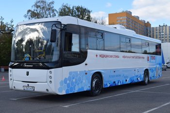 На базе КАМАЗа запустили серийное производство мобильных пунктов забора крови