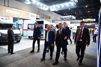 Рустам Минниханов представил Татарстан на «ИННОПРОМ. Центральная Азия»