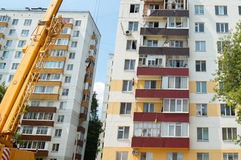 Пострадавший от БПЛА дом на Чабьинской в Нижнекамске восстановят к 1 сентября