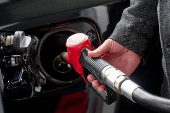 65% водителей Татарстана столкнулись с проблемами при заправке автомобилей