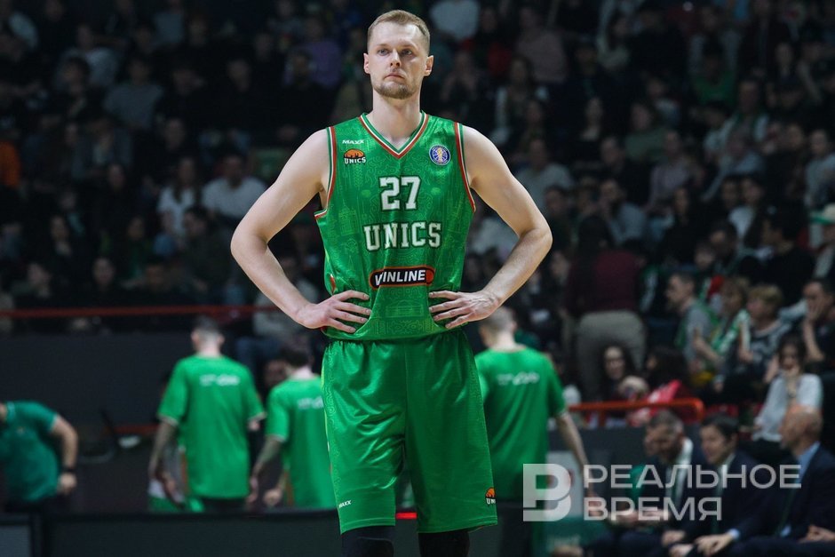 Форвард УНИКСа Лопатин вошел в символическую пятерку недели после рекордного матча