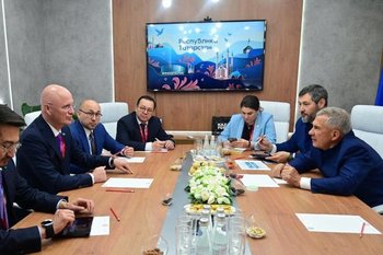 Минниханов и вице-премьер Казахстана обсудили сотрудничество в сфере цифровизации