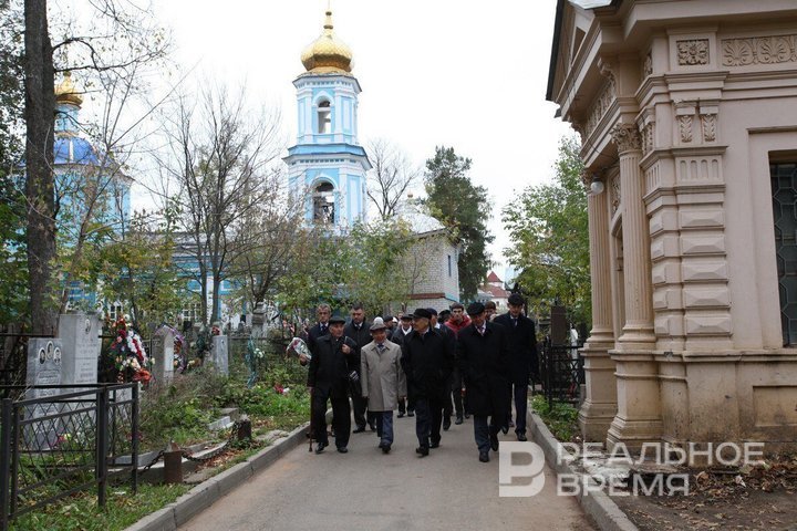 Специальные автобусы до городских кладбищ Казани будут курсировать 7 июня